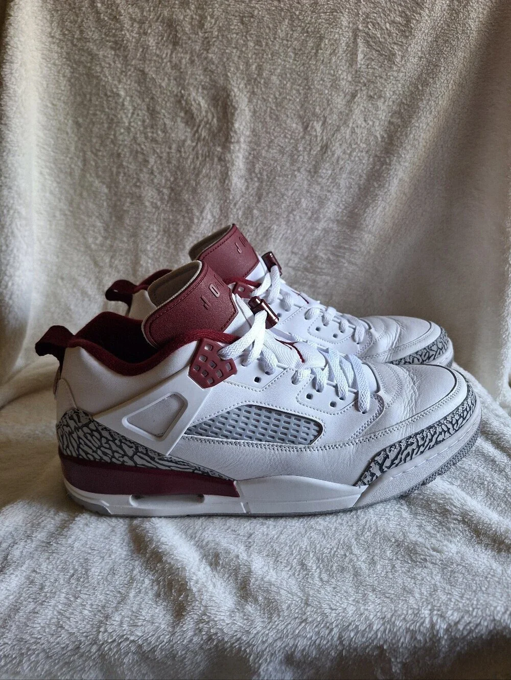 Jordan Spizike Low White Team Red Elephant Print Men's 13 EUC VERY CLEAN